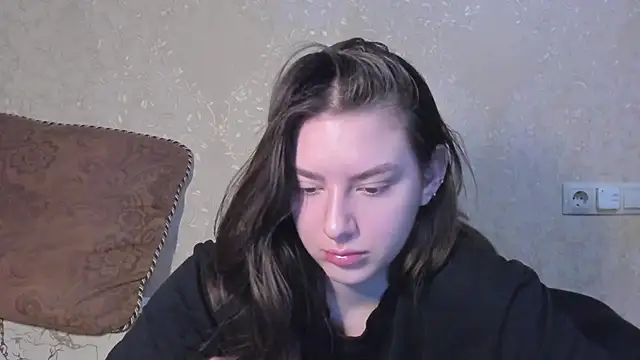 love lina muuur online show from March 11, 5:48 pm