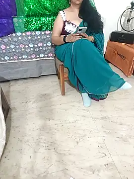 Hot Sonniyaa online show from February 14, 8:27 am