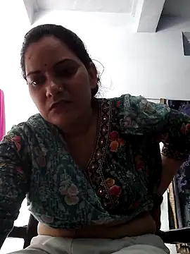 Anushka Singh0 online show from June 18, 3:52 am
