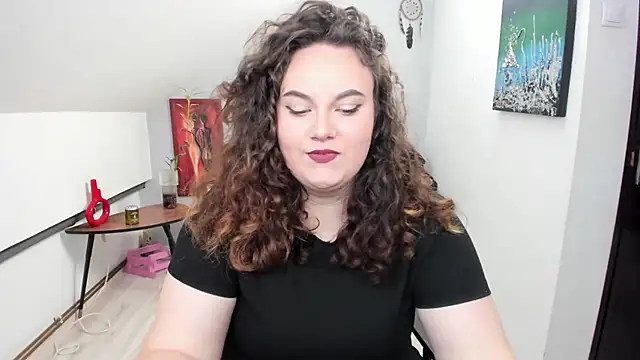 ElviraJoness online show from March 18, 8:14 pm