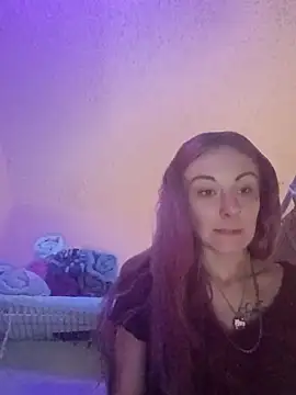 issyamazin online show from February 19, 2:49 pm