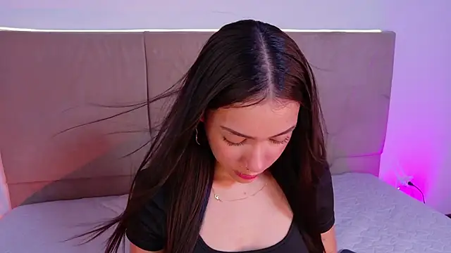 DaniSarzosa online show from March 10, 10:58 pm