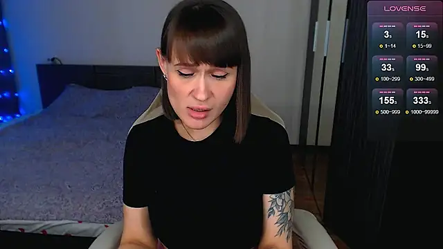 Mel Lovell  online show from May 5, 11:02 am