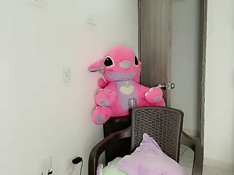 DollsKiara online show from March 5, 4:52 am