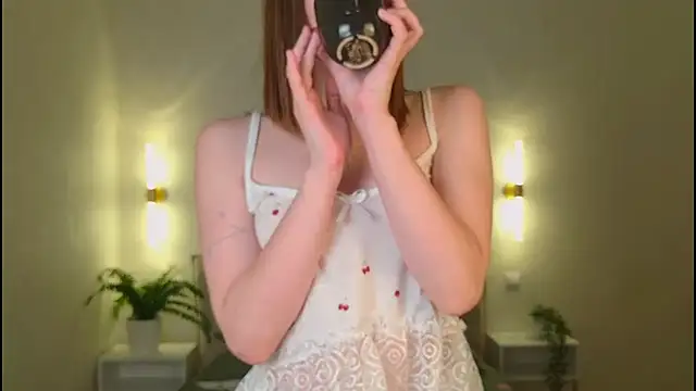 MellyAlfaay online show from February 24, 9:41 am