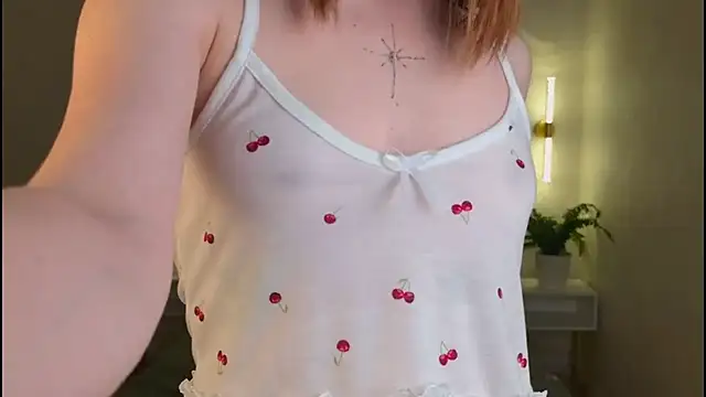 MellyAlfaay online show from March 17, 8:40 am