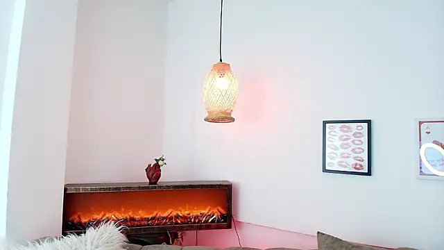 sweet-moon online show from March 11, 1:58 pm