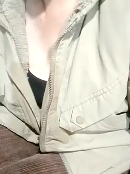 Gaga-xxx online show from March 9, 9:23 am