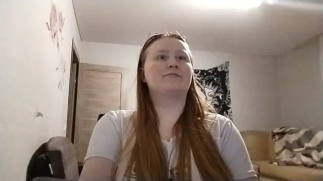 AnikaLipps online show from June 11, 1:38 am