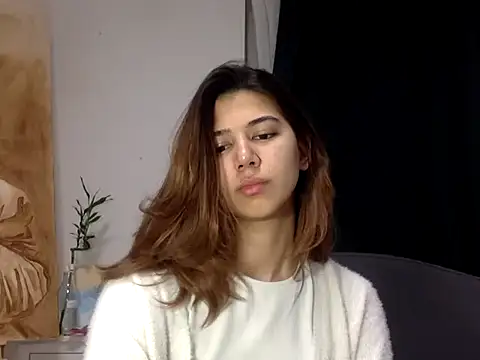 KiraVixenSweet online show from March 8, 2:48 am