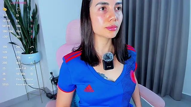 sara ospina22 online show from June 11, 9:33 pm