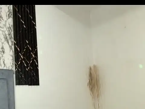 la kaory online show from February 17, 7:35 pm