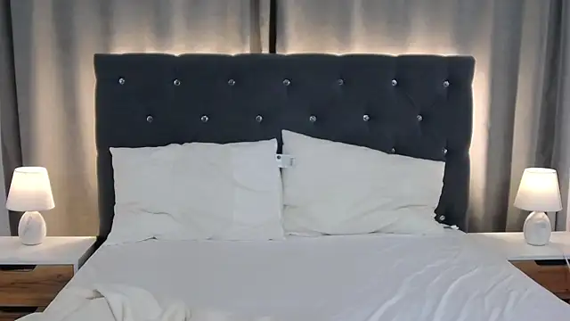VikkyVonn online show from June 25, 10:40 am