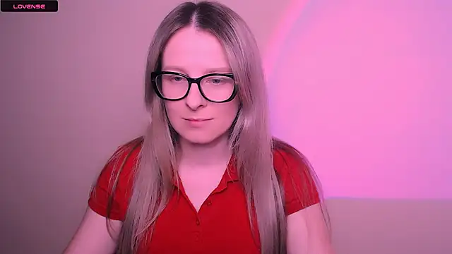 AnnePeach online show from April 29, 4:20 pm