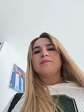violet-grey online show from July 28, 8:52 pm