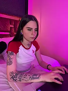 Veronicaa lodge1 online show from March 17, 4:05 am