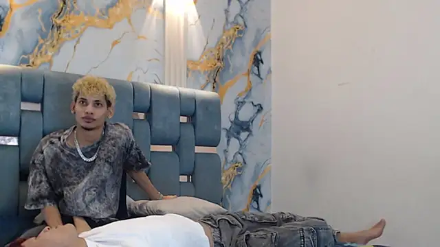 YOUNG BOYS HELL online show from July 1, 2:11 am