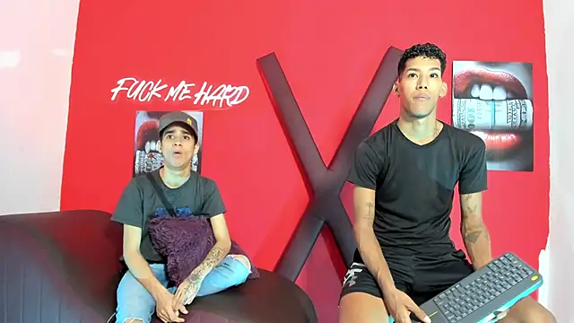 GREEN BOYS online show from March 5, 8:32 am