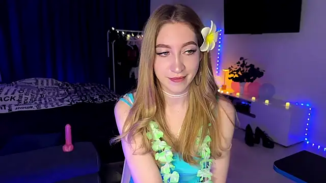 Lola Rosy online show from March 8, 7:07 pm