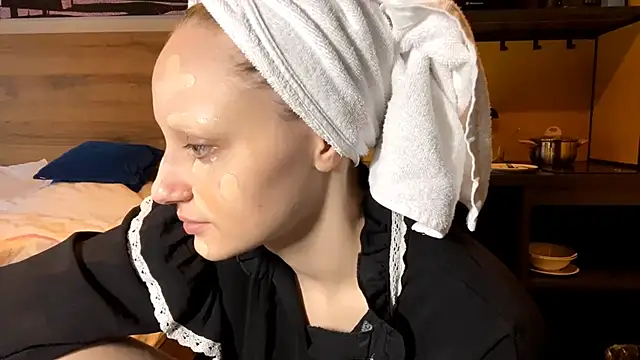 TriciaHartery online show from March 8, 3:05 pm