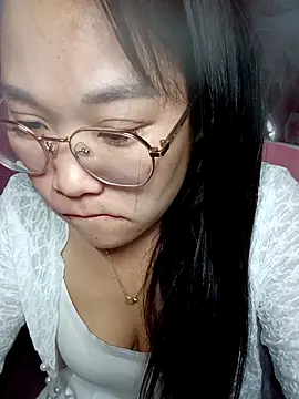 Eye-squirt online show from March 7, 1:29 pm