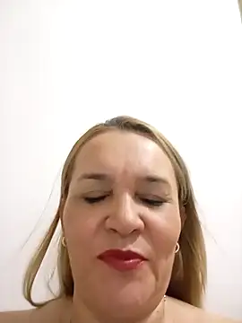 charlotte milf30 online show from March 16, 11:52 pm