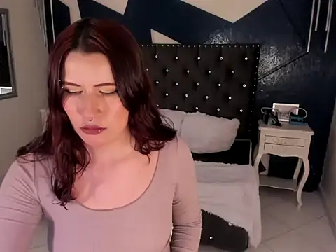 sara gray   online show from March 10, 5:50 pm