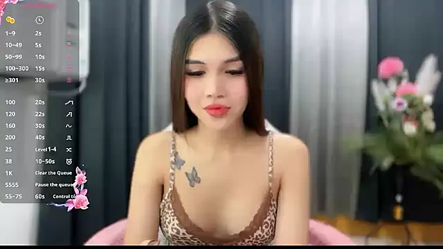 HoneyAfterDark  online show from July 27, 2:19 am
