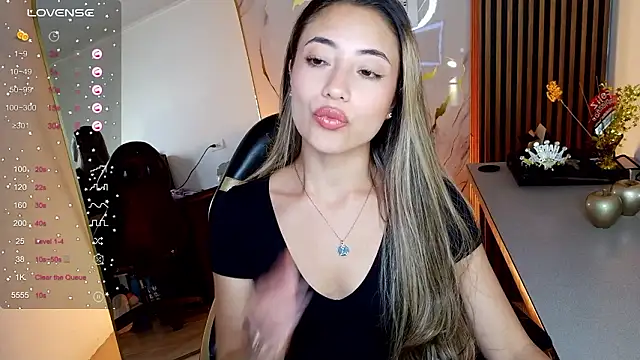 amy ker m online show from February 18, 11:15 pm