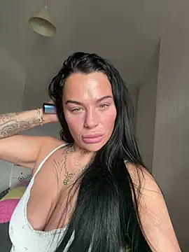 Darkfantisyx online show from June 12, 10:45 am