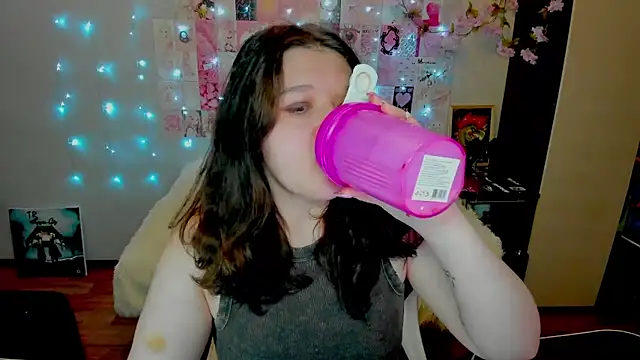 Kate Acid online show from June 7, 11:44 pm