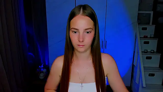 Maddy Wood  online show from July 7, 4:43 pm