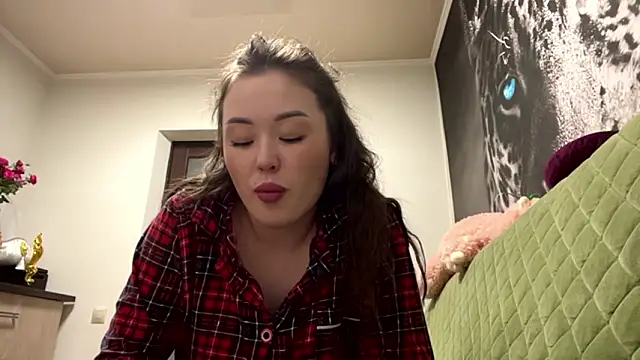 AudieGravely online show from February 17, 3:33 pm