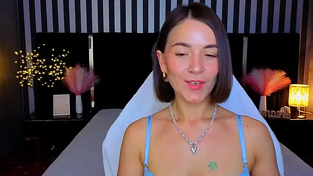 GracefulMichelle online show from June 26, 7:37 pm