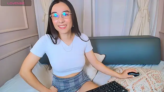 Dorothy valerisse online show from March 13, 11:00 am