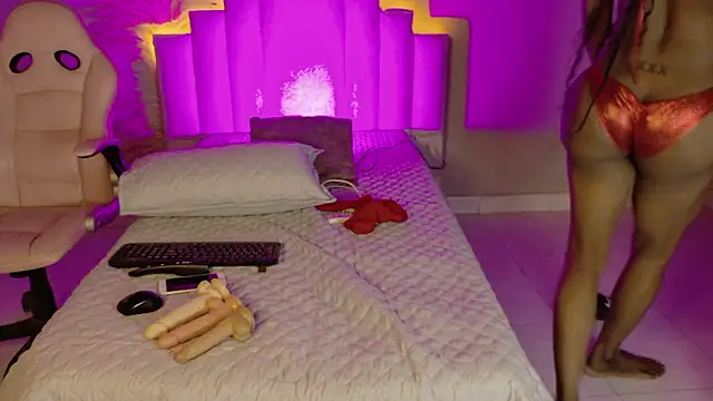 Sheinny brown1 online show from February 20, 7:47 pm