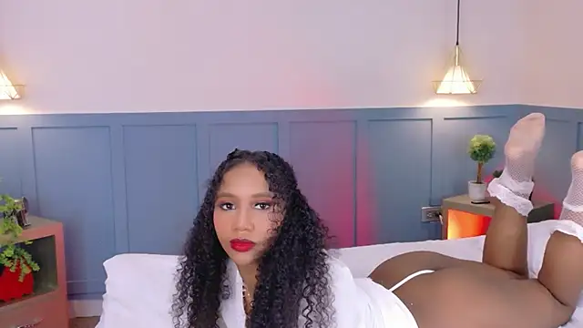 Chloe-Rose- online show from June 14, 6:36 am