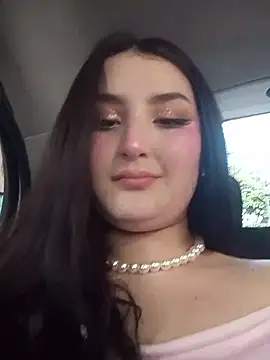 zoe moon   online show from July 16, 8:02 pm
