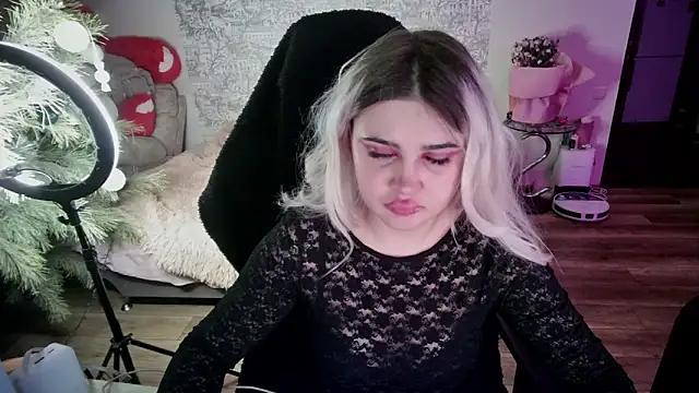 SlankyMic online show from February 25, 7:12 pm