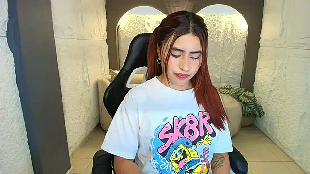 Elizabeth  r online show from March 12, 3:31 am