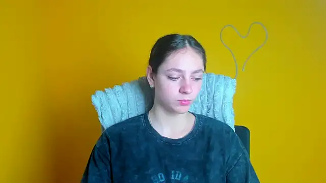 KissMeJulia online show from May 21, 5:38 am