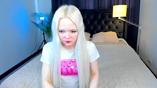 Mellisa Louis online show from March 23, 6:30 am