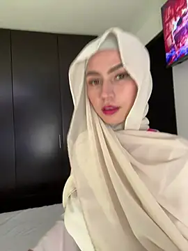Darsha Khemu online show from July 18, 9:17 pm