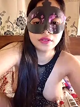 cute girl 29 online show from July 4, 9:54 pm