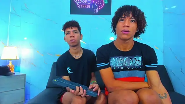 Spicy guys online show from March 14, 1:45 pm