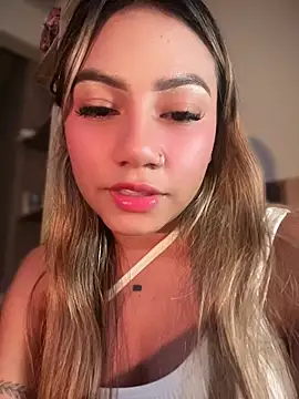 Dulce Sofi  online show from May 5, 4:15 am