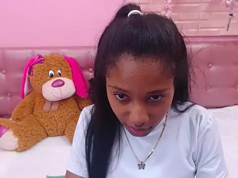 cutedoll4u online show from March 7, 2:02 pm