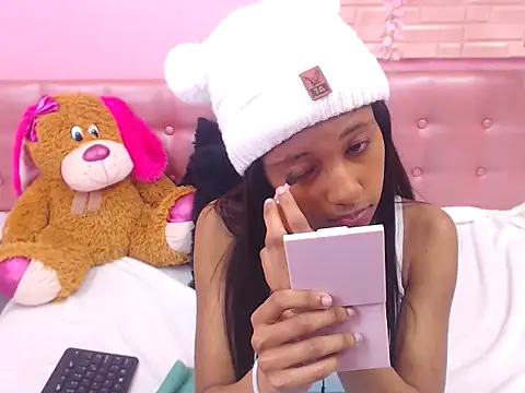 cutedoll4u online show from March 6, 2:01 pm