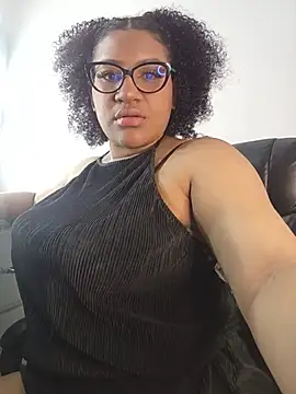 gigiblue89 online show from July 24, 9:29 am