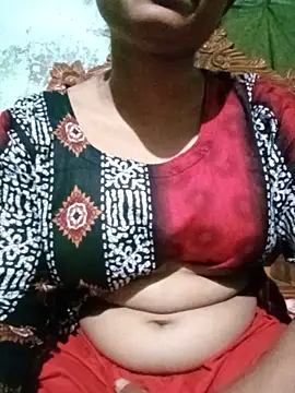 BreezySexyGirl69 online show from June 18, 11:48 am